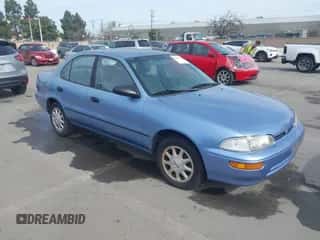 1996 Chevrolet Prizm z VIN 1Y1SK5283TZ057095, wystawiony jako IAAI lot #41676394 z przebiegiem 199 114 mil mil oraz . Historia ofert i sprzedaży dostępna na DreamBid. Obrazek 1.