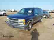 1995 Chevrolet Tahoe z VIN 1GNEC13K7SJ427888, wystawiony jako IAAI lot #42703275 z przebiegiem 251 895 mil mil oraz . Historia ofert i sprzedaży dostępna na DreamBid. Obrazek 17.