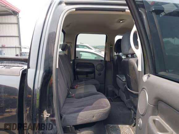 2004 Dodge 1500 SLT with VIN 1D7HU18D44J248472, listed as a IAAI auction lot 42858758 with 290,223 mi miles and . Bid and sale history available at DreamBid. Image 8.