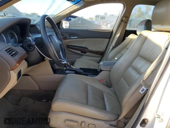 2009 Honda Accord EX-L with VIN 1HGCP36889A004152, listed as a Copart auction lot 89531635 with 143,101 mi miles and Clean title. Bid and sale history available at DreamBid. Image 7.