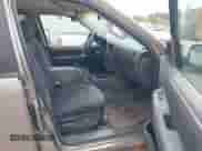 2003 Ford Explorer XLT with VIN 1FMZU63KX3UB62643, listed as a IAAI auction lot 42185398 with 175,926 mi miles and . Bid and sale history available at DreamBid. Image 5.