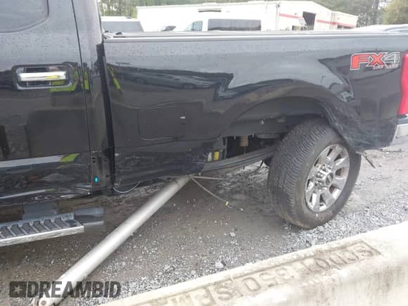 2019 Ford F-250 XL с VIN 1FT7W2BT2KEG82692, выставлен на аукционе IAAI как лот 43293219 с пробегом 107 359 миль миль и . История ставок и продаж доступна на DreamBid. Изображение 6.