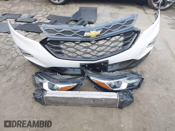 2018 Chevrolet Equinox LT с VIN 2GNAXJEV0J6352926, выставлен на аукционе IAAI как лот 43259696 с пробегом 70 395 миль миль и . История ставок и продаж доступна на DreamBid. Изображение 12.