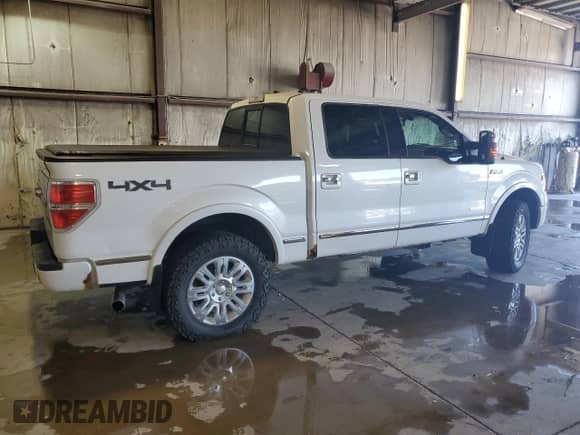 2013 Ford F-150 XL z VIN 1FTFW1ET2DFC47928, wystawiony jako Copart lot #62064415 z przebiegiem 126 527 mil mil oraz Szkoda całkowita • Salvage title. Historia ofert i sprzedaży dostępna na DreamBid. Obrazek 3.