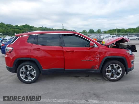 2018 Jeep Compass Limited z VIN 3C4NJCCB7JT406864, wystawiony jako IAAI lot #42209473 z przebiegiem 135 093 mil mil oraz . Historia ofert i sprzedaży dostępna na DreamBid. Obrazek 12.