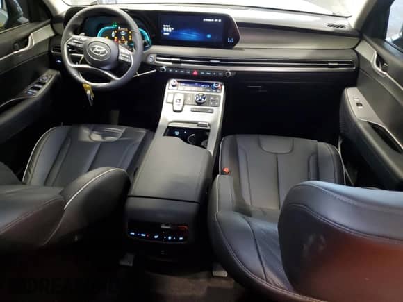 2025 Hyundai Palisade SEL с VIN KM8R2DGE3SU933666, выставлен на аукционе Copart как лот 71099345 с пробегом 2 944 миль миль и Списание • Salvage title. История ставок и продаж доступна на DreamBid. Изображение 8.