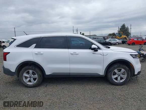 2023 Kia Sorento LX with VIN 5XYRGDLC7PG241610, listed as a IAAI auction lot 43175264 with 45,289 mi miles and . Bid and sale history available at DreamBid. Image 13.