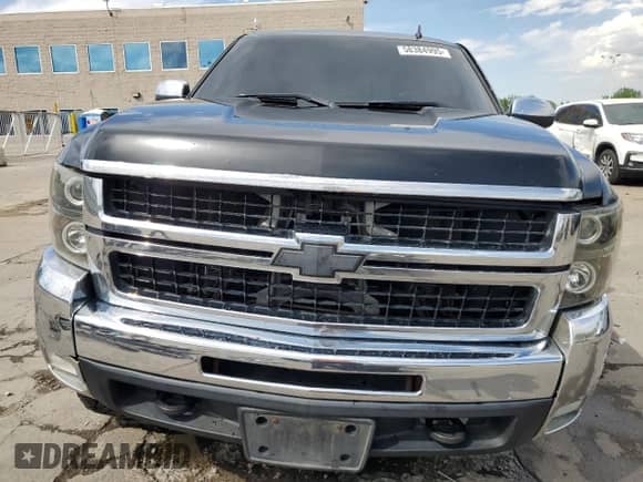 2008 Chevrolet Silverado 2500HD LTZ с VIN 1GCHK23K68F127866, выставлен на аукционе Copart как лот 58384995 с пробегом 313 635 миль миль и Списание • Salvage title. История ставок и продаж доступна на DreamBid. Изображение 5.