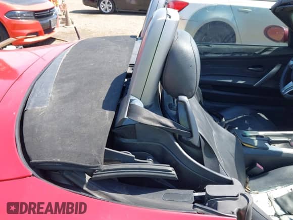 2007 BMW Z4 3.0si с VIN 4USBU53557LX03064, выставлен на аукционе IAAI как лот 42243526 с пробегом 118 304 миль миль и . История ставок и продаж доступна на DreamBid. Изображение 8.