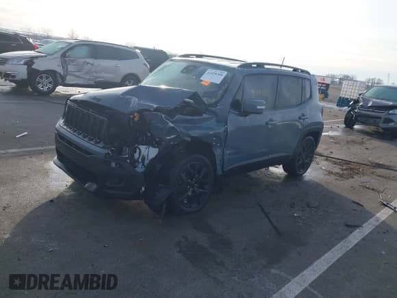 2017 Jeep Renegade Latitude z VIN ZACCJABB3HPF71731, wystawiony jako IAAI lot #41458308 z przebiegiem 110 186 mil mil oraz . Historia ofert i sprzedaży dostępna na DreamBid. Obrazek 2.
