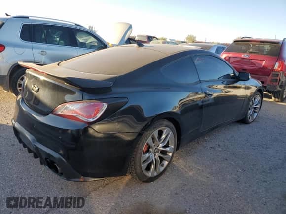2015 Hyundai Genesis Coupe Ultimate с VIN KMHHU6KJ5FU121913, выставлен на аукционе Copart как лот 81203284 с пробегом 136 361 миль миль и Списание • Salvage title. История ставок и продаж доступна на DreamBid. Изображение 3.