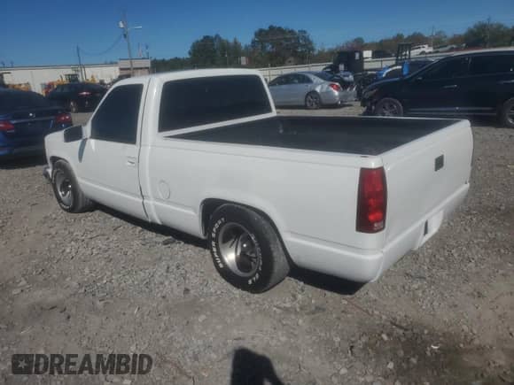 1990 Chevrolet Silverado 1500 с VIN 1GCDC14K6LZ258064, выставлен на аукционе Copart как лот 87400875 с пробегом 330 069 миль миль и Списание • Salvage title. История ставок и продаж доступна на DreamBid. Изображение 2.