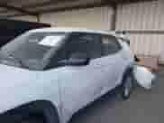 2022 Chevrolet TrailBlazer LS z VIN KL79MMS27NB101708, wystawiony jako IAAI lot #43438826 z przebiegiem 111 342 mil mil oraz . Historia ofert i sprzedaży dostępna na DreamBid. Obrazek 15.