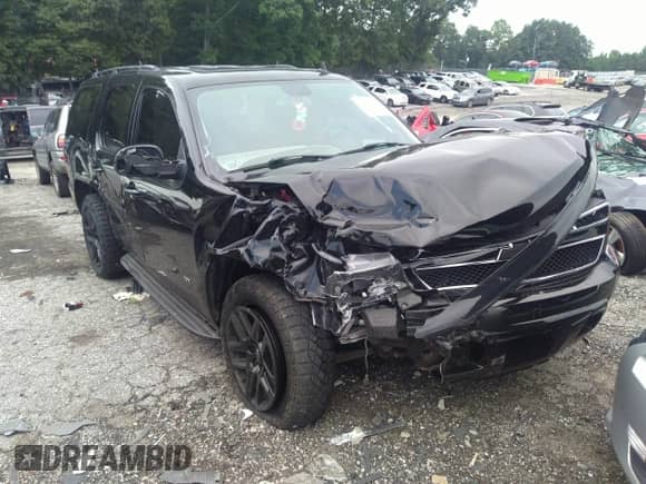 2008 Chevrolet Tahoe 3LT с VIN 1GNFC13028R144859, выставлен на аукционе IAAI как лот 41681099 с пробегом 214 014 миль миль и . История ставок и продаж доступна на DreamBid. Изображение 6.