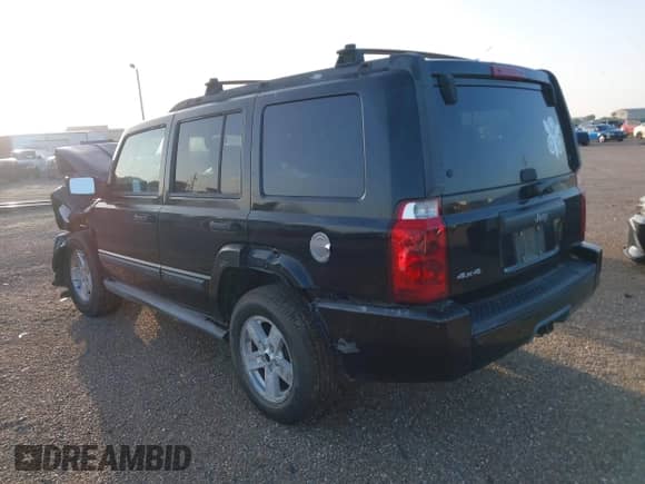 2006 Jeep Commander z VIN 1J8HG48N76C188733, wystawiony jako IAAI lot #42705826 z przebiegiem 79 369 mil mil oraz . Historia ofert i sprzedaży dostępna na DreamBid. Obrazek 3.