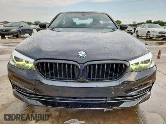 2018 BMW 5 Series 530i xDrive z VIN WBAJA7C5XJWC76654, wystawiony jako Copart lot #69140585 z przebiegiem 84 242 mil mil oraz Szkoda całkowita • Salvage title. Historia ofert i sprzedaży dostępna na DreamBid. Obrazek 5.