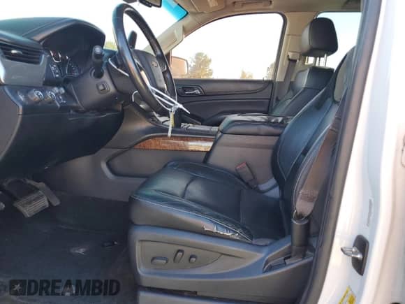 2015 Chevrolet Tahoe LTZ with VIN 1GNSKCKC3FR747549, listed as a Copart auction lot 89621815 with 253,340 mi miles and Clean title. Bid and sale history available at DreamBid. Image 7.