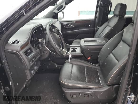 2023 Chevrolet Tahoe Premier with VIN 1GNSCSKD7PR293758, listed as a Copart auction lot 43129045 with 59,698 mi miles and Clean title. Bid and sale history available at DreamBid. Image 7.