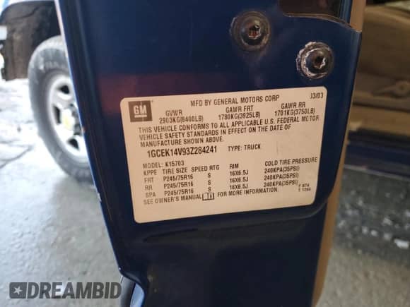 2003 Chevrolet Silverado 1500 LS with VIN 1GCEK14V93Z284241, listed as a Copart auction lot 42791325 with 199,776 mi miles and Salvage title. Bid and sale history available at DreamBid. Image 14.