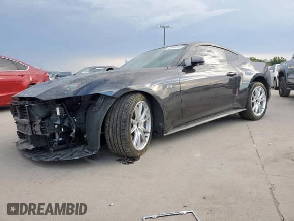 2024 Ford Mustang GT Premium с VIN 1FA6P8CF4R5404526, выставлен на аукционе Copart как лот 81046015 с пробегом 23 796 миль миль и Списание • Salvage title. История ставок и продаж доступна на DreamBid. Изображение 1.