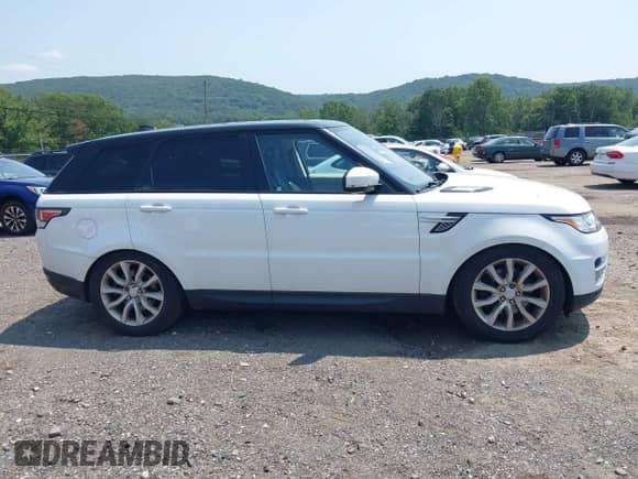 2017 Land Rover Range Rover Sport HSE with VIN SALWR2FV4HA669255, listed as a IAAI auction lot 42843778 with 146,444 mi miles and . Bid and sale history available at DreamBid. Image 14.