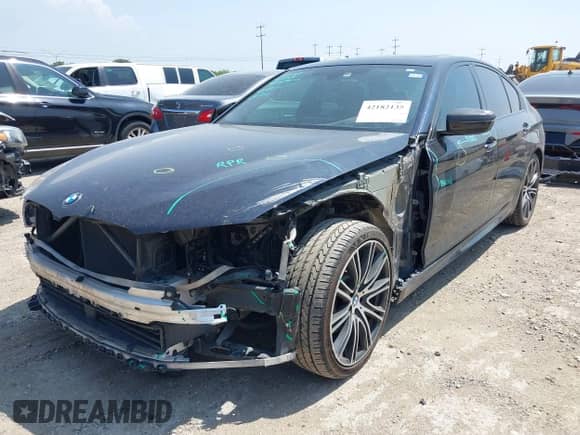 2017 BMW 5 Series 540i с VIN WBAJE5C33HG915224, выставлен на аукционе IAAI как лот 42182135 с пробегом 71 798 миль миль и . История ставок и продаж доступна на DreamBid. Изображение 2.