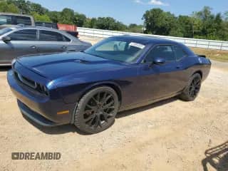 2014 Dodge Challenger SXT z VIN 2C3CDYAG0EH179837, wystawiony jako Copart lot #81094305 z przebiegiem 103 773 mil mil oraz Szkoda całkowita • Salvage title. Historia ofert i sprzedaży dostępna na DreamBid. Obrazek 1.