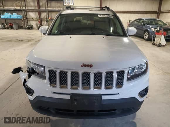 2015 Jeep Compass High Altitude с VIN 1C4NJDEB7FD245402, выставлен на аукционе Copart как лот 63697055 с пробегом 136 594 миль миль и Списание • Salvage title. История ставок и продаж доступна на DreamBid. Изображение 5.