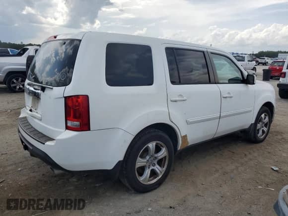 2014 Honda Pilot EX-L with VIN 5FNYF3H66EB017017, listed as a Copart auction lot 58619125 with 155,686 mi miles and Clean title. Bid and sale history available at DreamBid. Image 3.