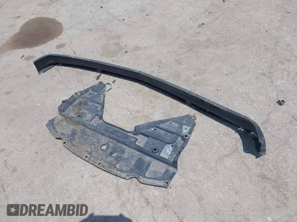1995 Chevrolet Silverado 1500 z VIN 1GCEC14Z2SZ122630, wystawiony jako IAAI lot #42616231 z przebiegiem Nie podano mil oraz . Historia ofert i sprzedaży dostępna na DreamBid. Obrazek 12.