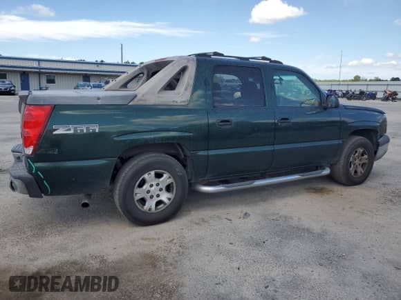 2003 Chevrolet Avalanche с VIN 3GNEC13T73G239674, выставлен на аукционе Copart как лот 81622775 с пробегом 195 550 миль миль и Списание • Salvage title. История ставок и продаж доступна на DreamBid. Изображение 3.