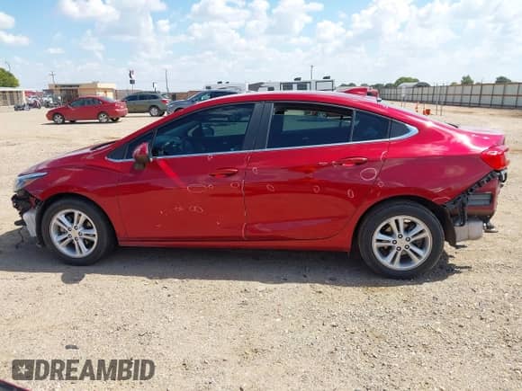 2017 Chevrolet Cruze LT с VIN 3G1BE5SM6HS518019, выставлен на аукционе IAAI как лот 43211656 с пробегом 86 950 миль миль и . История ставок и продаж доступна на DreamBid. Изображение 15.