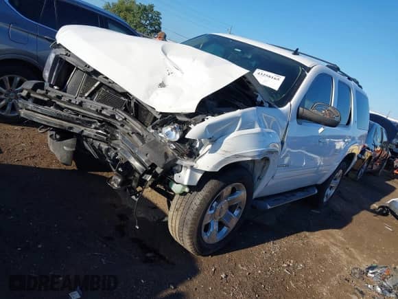2011 Chevrolet Tahoe LT с VIN 1GNSKBE07BR399485, выставлен на аукционе IAAI как лот 43258165 с пробегом 148 033 миль миль и . История ставок и продаж доступна на DreamBid. Изображение 2.