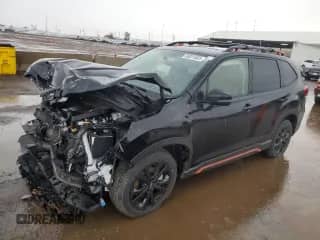 2024 Subaru Forester Special Sports z VIN JF2SKAEC1RH513043, wystawiony jako Copart lot #56031665 z przebiegiem 4 877 mil mil oraz Szkoda całkowita • Salvage title. Historia ofert i sprzedaży dostępna na DreamBid. Obrazek 1.