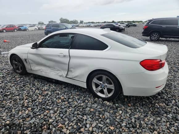 2015 BMW 4 Series 428i с VIN WBA3N3C56FK231860, выставлен на аукционе Copart как лот 70385965 с пробегом 89 535 миль миль и Списание • Salvage title. История ставок и продаж доступна на DreamBid. Изображение 2.