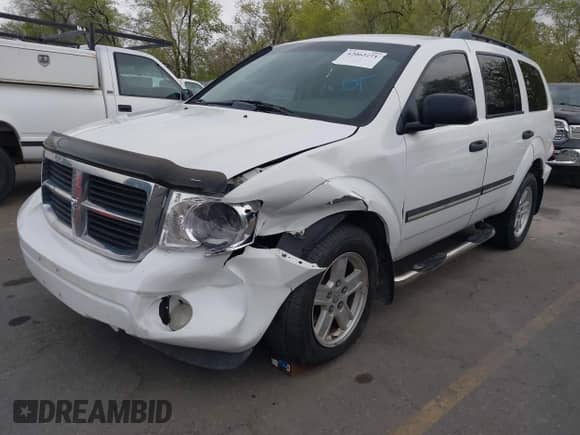 2007 Dodge Durango SLT with VIN 1D8HB48247F510953, listed as a IAAI auction lot 42063271 with 113,118 mi miles and . Bid and sale history available at DreamBid. Image 2.