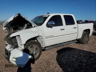 2013 Chevrolet Silverado 1500 LTZ с VIN 3GCPCTE09DG227608, выставлен на аукционе Copart как лот 84911185 с пробегом 136 123 миль миль и Списание • Salvage title. История ставок и продаж доступна на DreamBid. Изображение 1.
