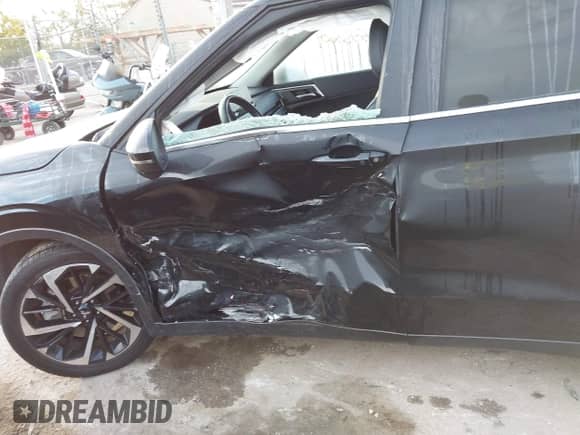 2024 Mitsubishi Outlander SE с VIN JA4J4VA88RZ040047, выставлен на аукционе IAAI как лот 43330609 с пробегом 23 626 миль миль и . История ставок и продаж доступна на DreamBid. Изображение 6.