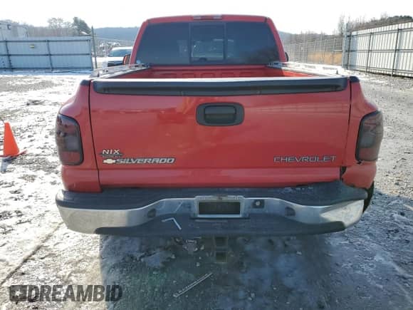 2005 Chevrolet Silverado 1500 z VIN 1GCEC14T85Z331547, wystawiony jako Copart lot #88921415 z przebiegiem 174 810 mil mil oraz Czysty tytuł • Clean title. Historia ofert i sprzedaży dostępna na DreamBid. Obrazek 6.