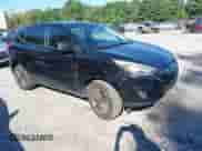 2015 Hyundai Tucson GLS z VIN KM8JTCAF8FU064817, wystawiony jako IAAI lot #43053602 z przebiegiem 107 441 mil mil oraz . Historia ofert i sprzedaży dostępna na DreamBid. Obrazek 1.