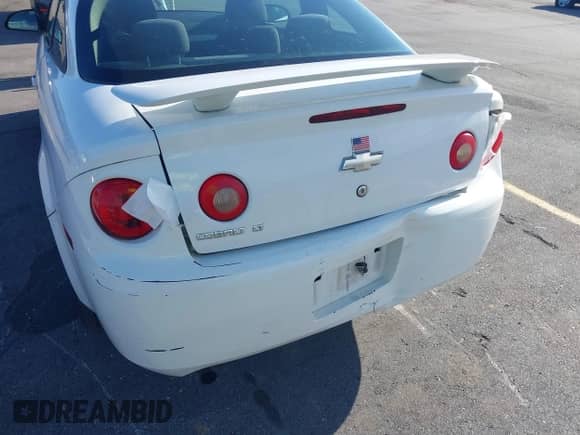 2008 Chevrolet Cobalt LT с VIN 1G1AL18F487138095, выставлен на аукционе IAAI как лот 43395787 с пробегом 165 361 миль миль и . История ставок и продаж доступна на DreamBid. Изображение 6.