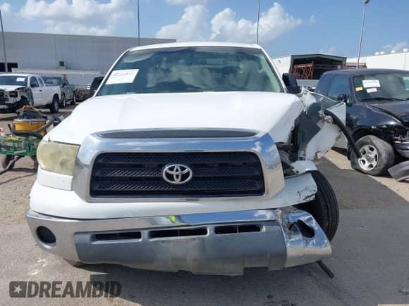 2007 Toyota Tundra SR5 z VIN 5TBET54177S454906, wystawiony jako IAAI lot #42524859 z przebiegiem 429 890 mil mil oraz . Historia ofert i sprzedaży dostępna na DreamBid. Obrazek 12.