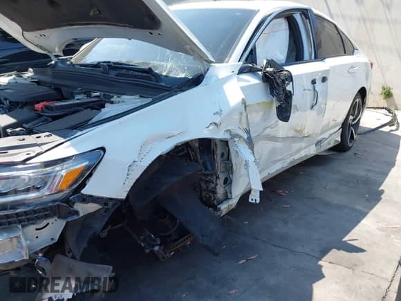 2018 Honda Accord Sport with VIN 1HGCV2F37JA034154, listed as a IAAI auction lot 42702649 with 68,247 mi miles and . Bid and sale history available at DreamBid. Image 6.