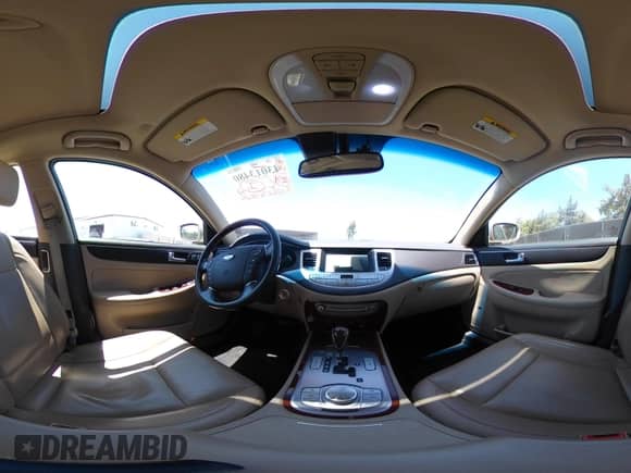 2012 Hyundai Genesis 4.6L с VIN KMHGC4DF8CU166173, выставлен на аукционе IAAI как лот 43013480 с пробегом 77 262 миль миль и . История ставок и продаж доступна на DreamBid. Изображение 18.