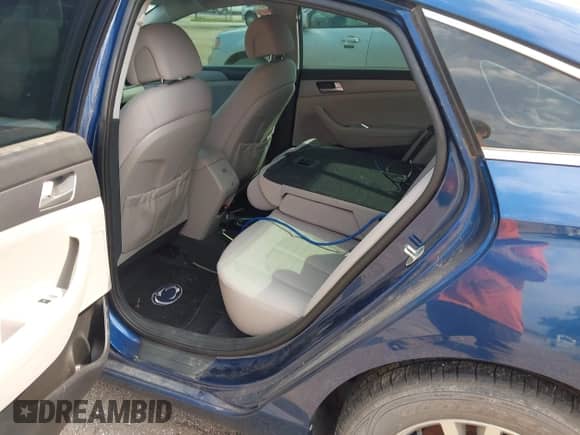 2017 Hyundai Sonata 2.4L with VIN 5NPE24AF5HH445553, listed as a IAAI auction lot 42921899 with 109,470 mi miles and . Bid and sale history available at DreamBid. Image 8.