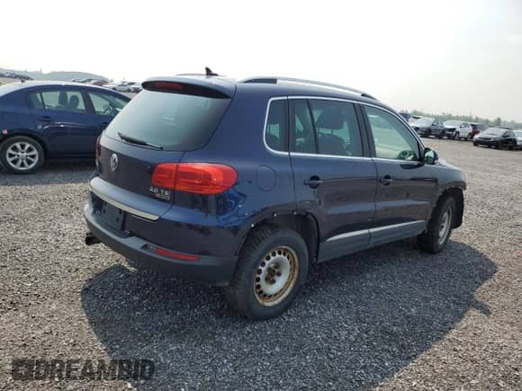 2017 Volkswagen Tiguan с VIN WVGMV7AX4HK041394, выставлен на аукционе Copart как лот 58237133 с пробегом Не указан миль и . История ставок и продаж доступна на DreamBid. Изображение 3.