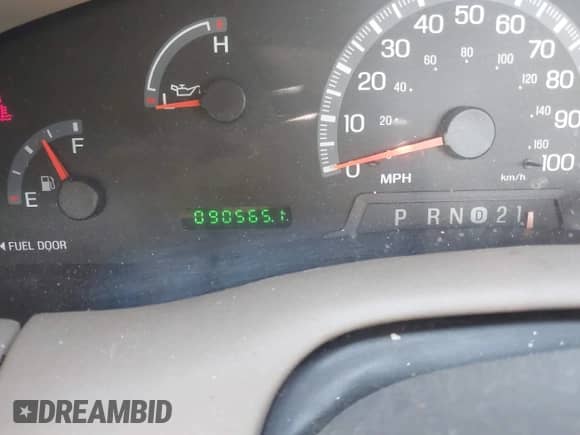 2003 Ford F-150 XL z VIN 1FTRF18WX3NA70701, wystawiony jako IAAI lot #42384209 z przebiegiem 90 565 mil mil oraz . Historia ofert i sprzedaży dostępna na DreamBid. Obrazek 7.