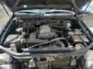 2004 Toyota Tundra SR5 z VIN 5TBBT44124S442610, wystawiony jako Copart lot #70451445 z przebiegiem 258 271 mil mil oraz Czysty tytuł • Clean title. Historia ofert i sprzedaży dostępna na DreamBid. Obrazek 11.