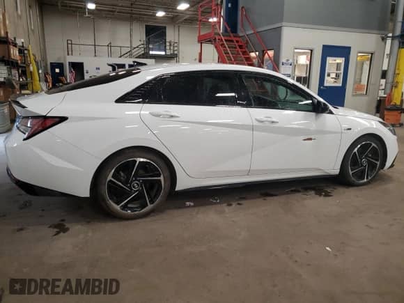 2021 Hyundai Elantra N Line z VIN KMHLR4AF2MU104884, wystawiony jako Copart lot #57500015 z przebiegiem 55 222 mil mil oraz Szkoda całkowita • Salvage title. Historia ofert i sprzedaży dostępna na DreamBid. Obrazek 3.