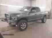 2003 Dodge 2500 ST z VIN 3D7KU28C03G819541, wystawiony jako IAAI lot #42004477 z przebiegiem 277 144 mil mil oraz . Historia ofert i sprzedaży dostępna na DreamBid. Obrazek 2.